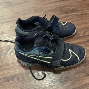 Nike Romeleos 4 Weightlifting Shoes - Women’s 10/Men’s 8.5